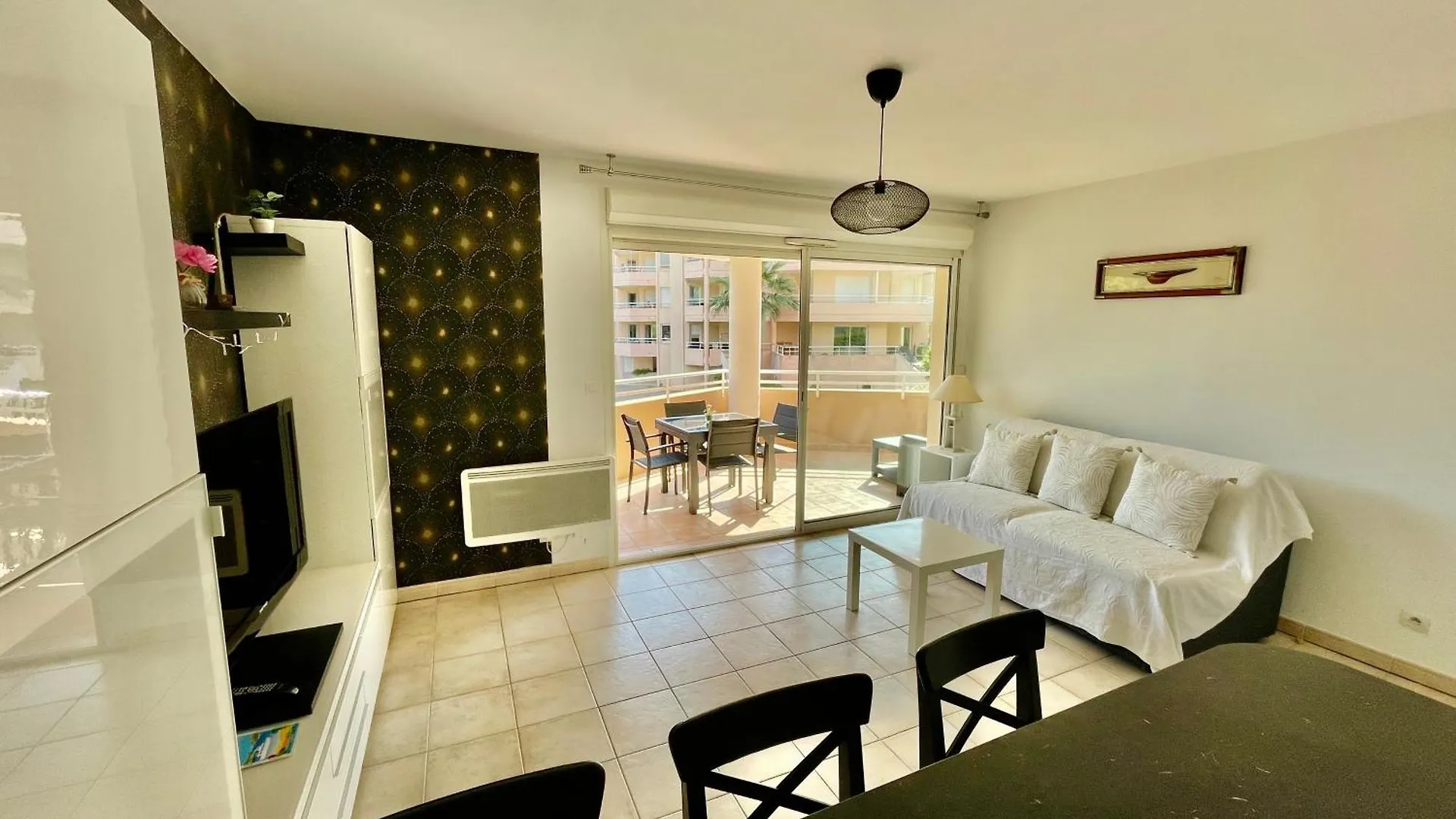 Appartement Les calanques à Cavalaire-sur-Mer 0*,  France